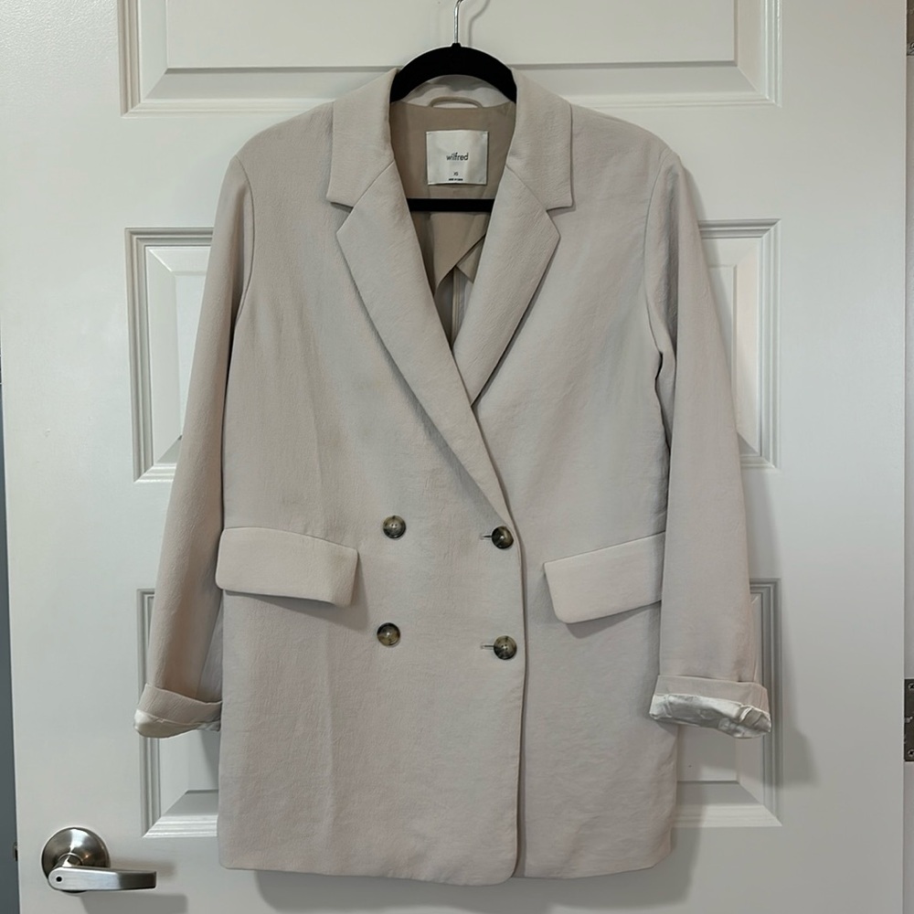 Aritzia Wilfred Double Breasted Blazed Size XS